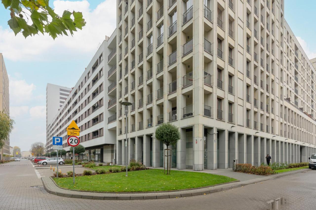 Srodmiescie With Balcony By Renters Appartamento Varsavia